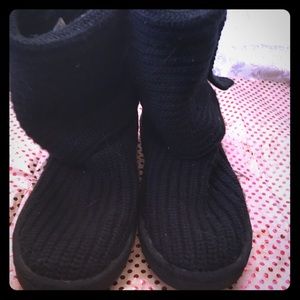 Size 8 Black Uggs
